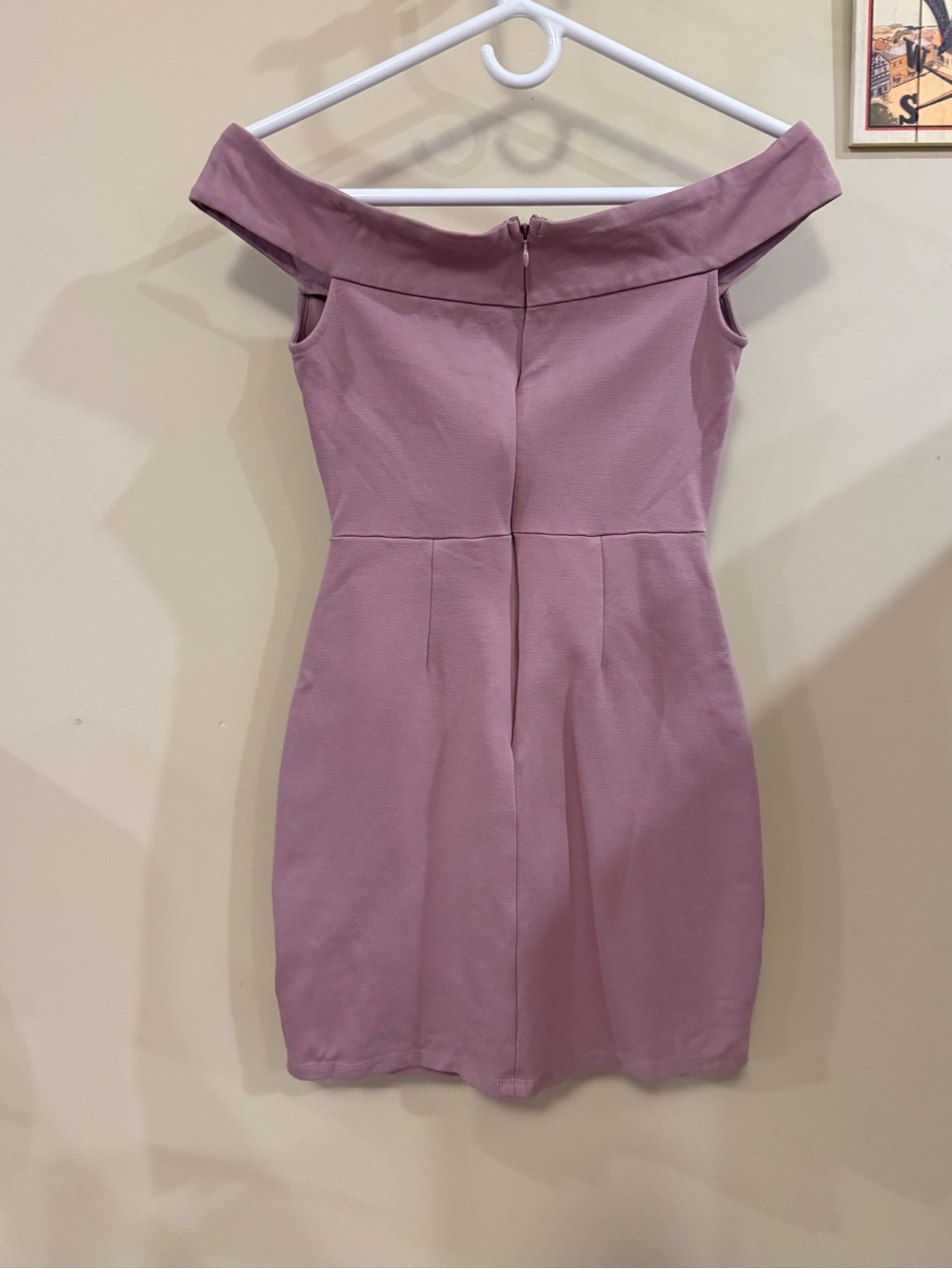 Silence + Noise One-Shoulder Cutout Bodycon Dress | Mauve | Size Small - Picture 2 of 4